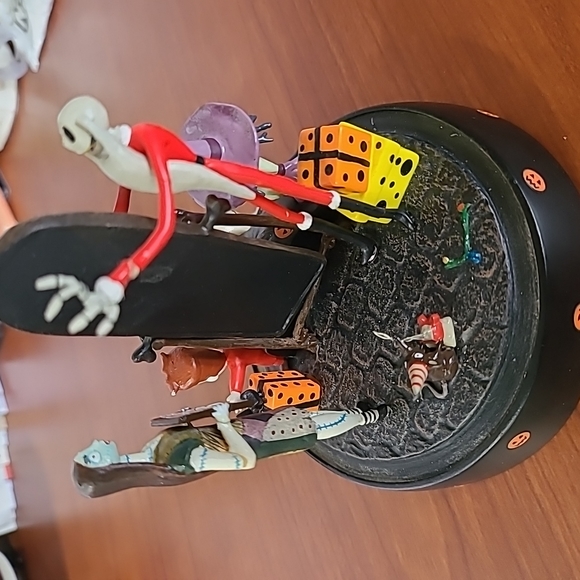 Nightmare Before Christmas Globe 2000 Dome Vignette - Picture 6 of 8